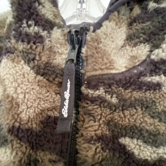 Eddie Bauer Boys 14/16 Reversible Fleece Lined Hooded Lightweight Puffer Jacket. - Picture 9 of 16